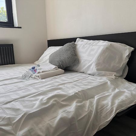 Spacious Double Near Train Station Birmingham Exterior foto